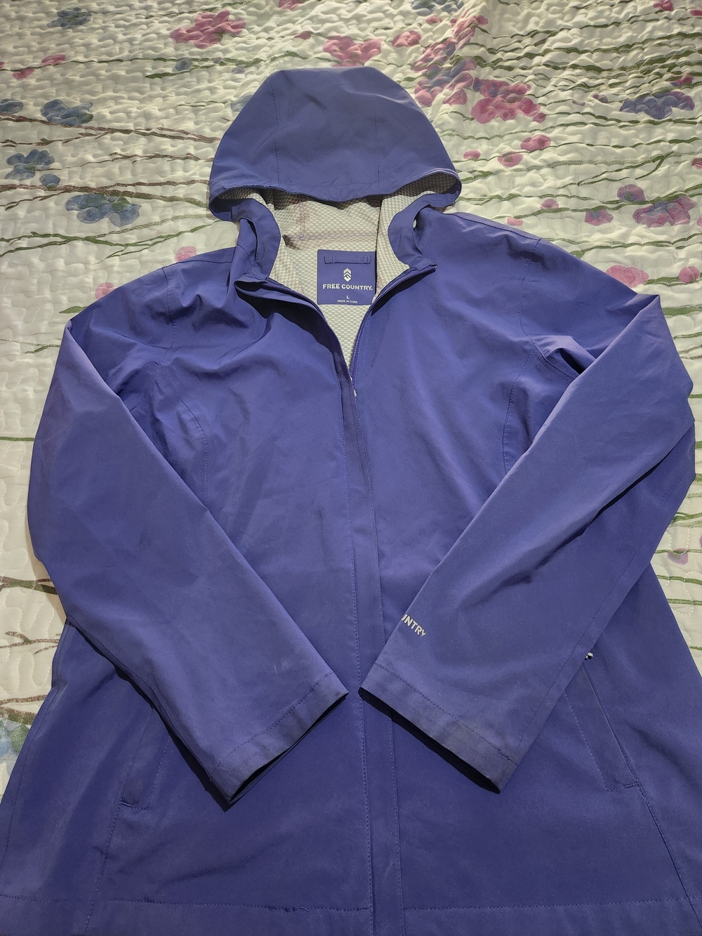 Free Country Purple Hooded Raincoat For Woman